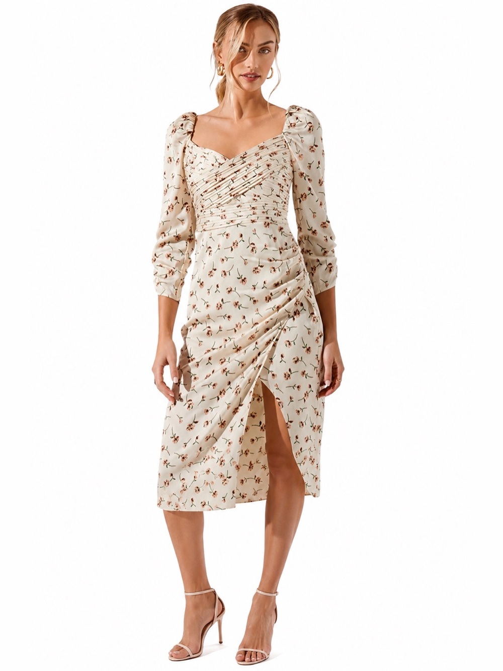 NWT - ASTR‎ Cream Floral Long Sleeve Dress